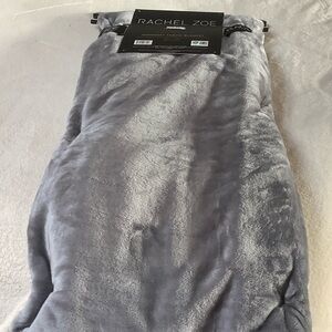 Rachel Zoe Luxe White Throw Blanket